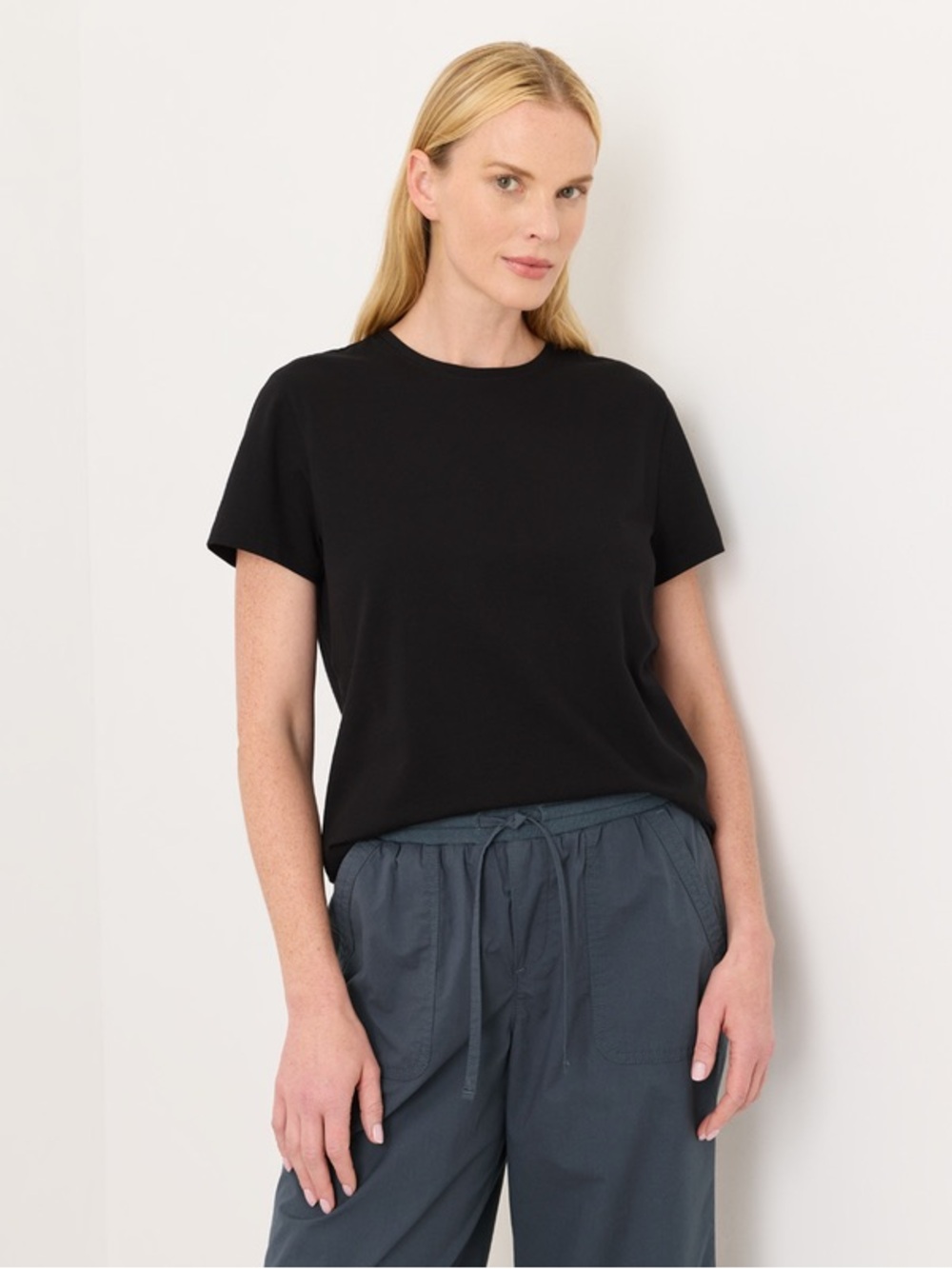 Pact Organic Luxe Essential Black Short-Sleeve Crewneck Tee - Women